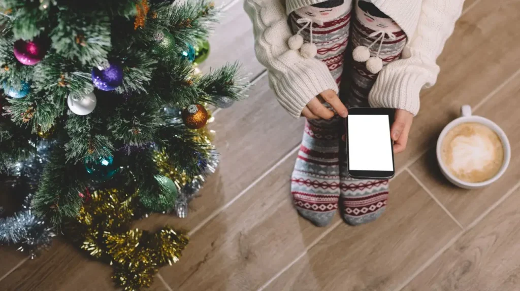 250 Messages for Christmas to Brighten Hearts and Spread Joy